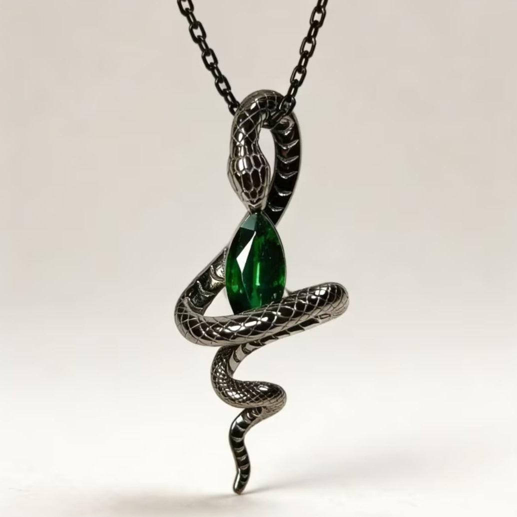 Retro Snake Shaped Necklace With Green Cubic Zirconia Center